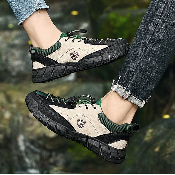 LetcloTM New Lightweight Breathable Hiking Shoes For Men and Women