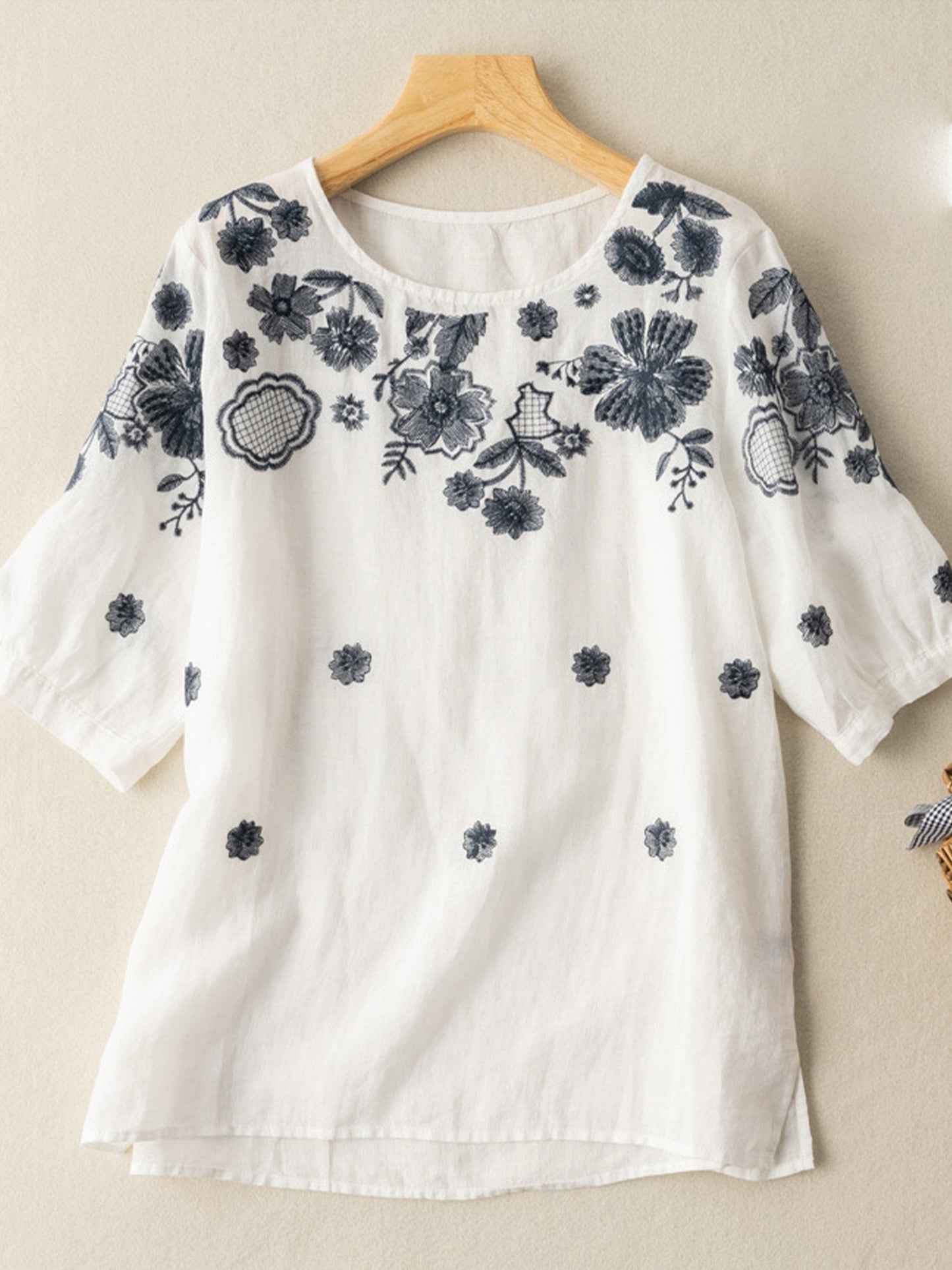 Women's Cotton Linen Embroidered Loose Casual T-Shirt