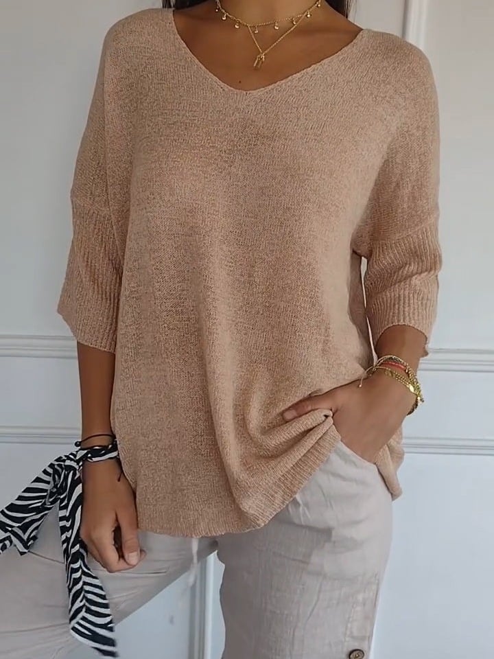 Solid Color Knitted V-neck Top