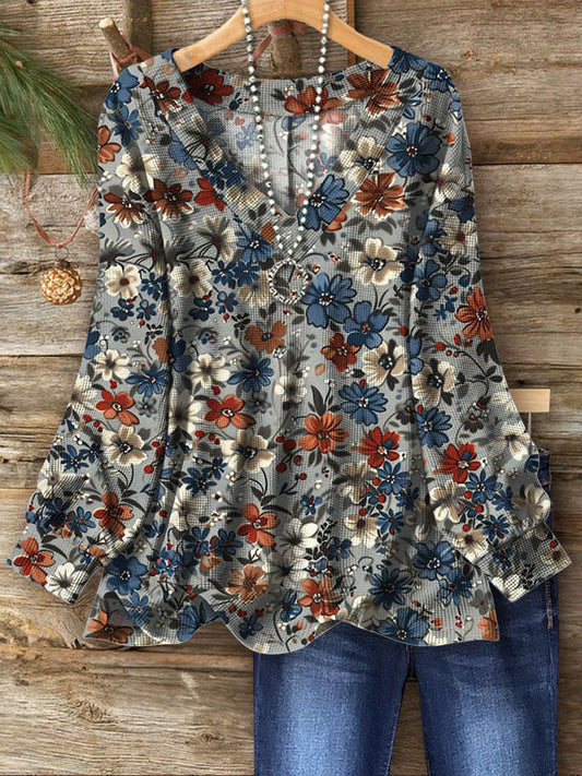 Secret Garden V-Neck Pullover